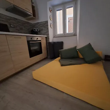 Dora Bella Isola Apartment *